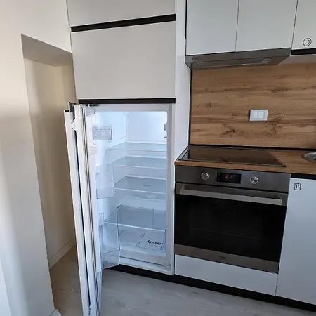 Modern Cozy 10 Min Walk To Skanderbeg Square * Tiran