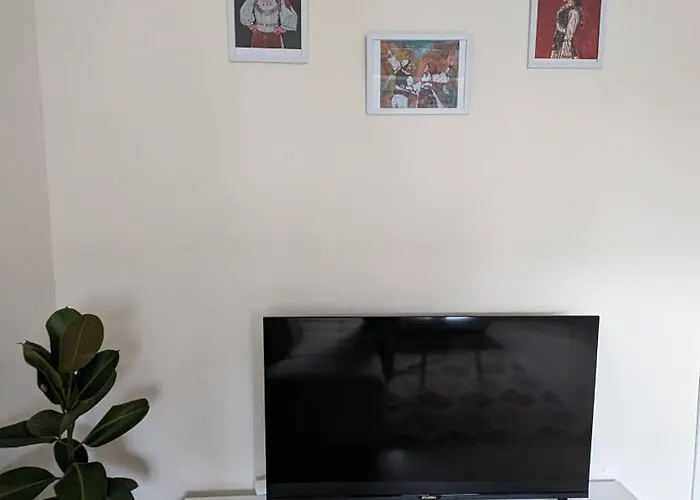 公寓 Modern Cozy 10 Min Walk To Skanderbeg Square 地拉那