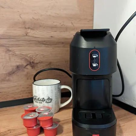 Modern Cozy 10 Min Walk To Skanderbeg Square * Tirana