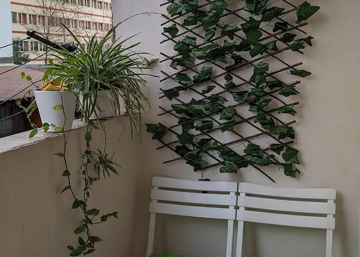 Modern Cozy 10 Min Walk To Skanderbeg Square *