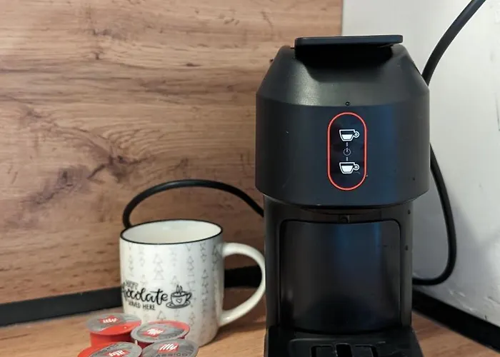 Modern Cozy 10 Min Walk To Skanderbeg Square * Tirana